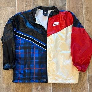 Nike Women’s Windbreaker
